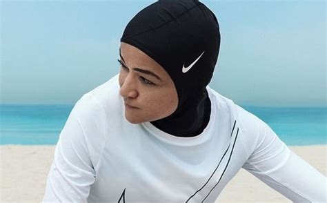 sporthoofddoek nike|Nike lanceert sporthoofddoek 17 jaar na idee van Brabantse.